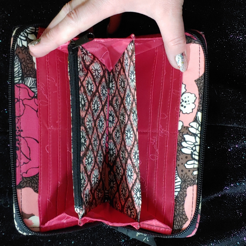 Vera Bradley Mocha Rouge Large Wallet - Picture 9 of 16